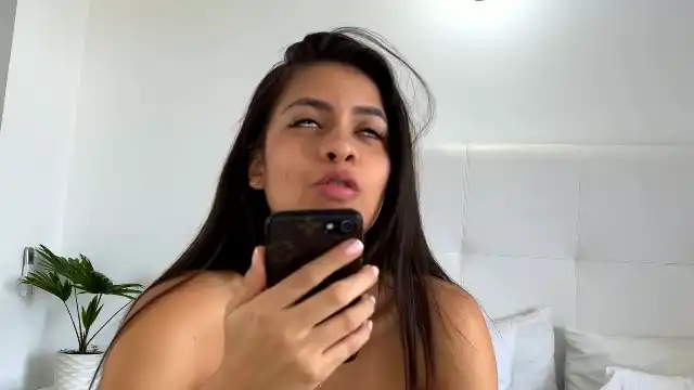 Emily-booker – [Flirt4free] Onlyfans New Video Natural Body – 2025-11-25 15:32:55