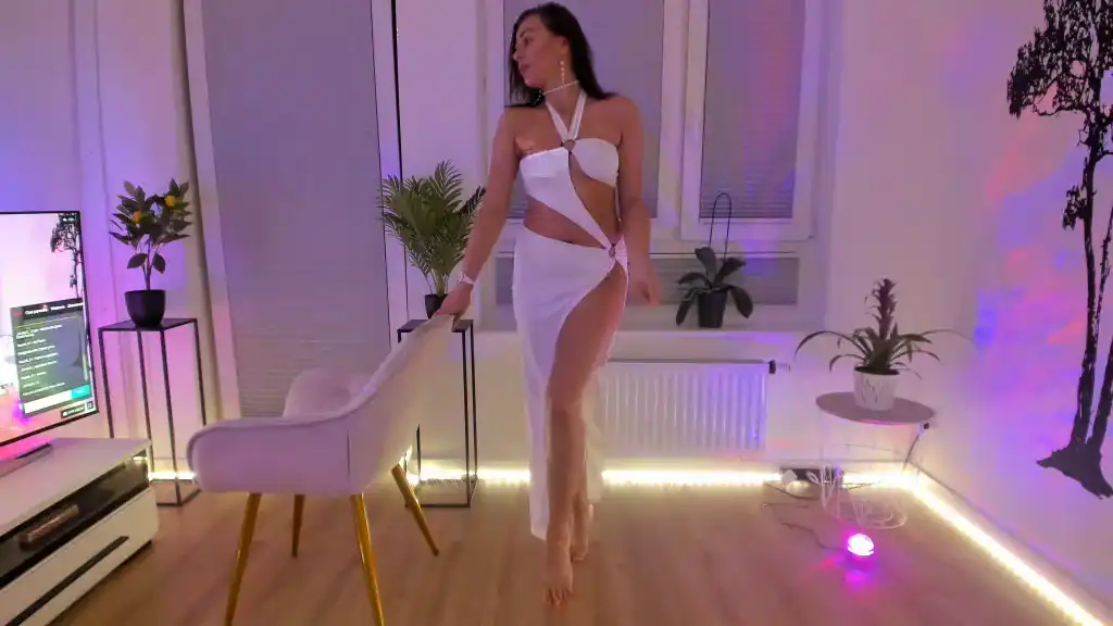 Paulalafemmefatale – [Showup] Get Fucked Home Alone Babe – 2026-03-09 23:13:42