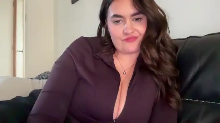 Gabsuk – [Streamate] Naked Flashing Ass First Time – 2025-11-19 14:23:25