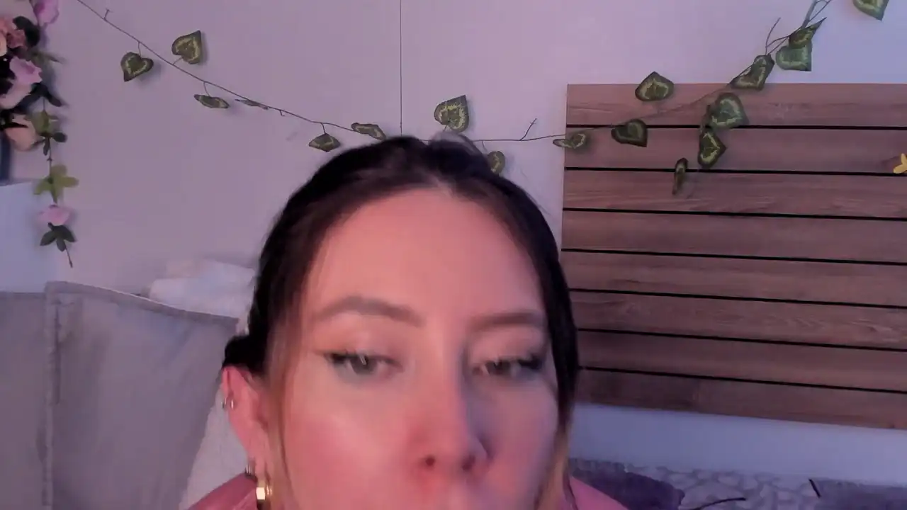 Jannelowry – [Xlovecam] Crazy Fisting Pussy Busty – 2025-01-31 02:42:35
