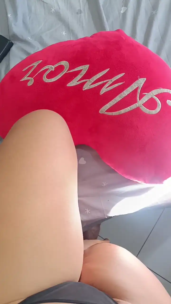 Sol219 – [Cam4] Lesbian Slutty Cam Video – 2026-07-07 12:37:12