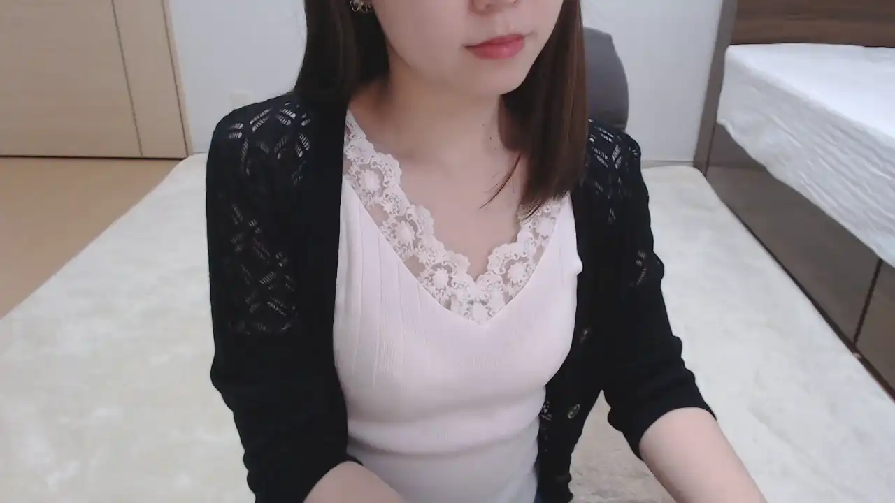 Xxyuzucha – [Sakuralive] Mom Camera Naughty – 2025-09-20 23:19:28