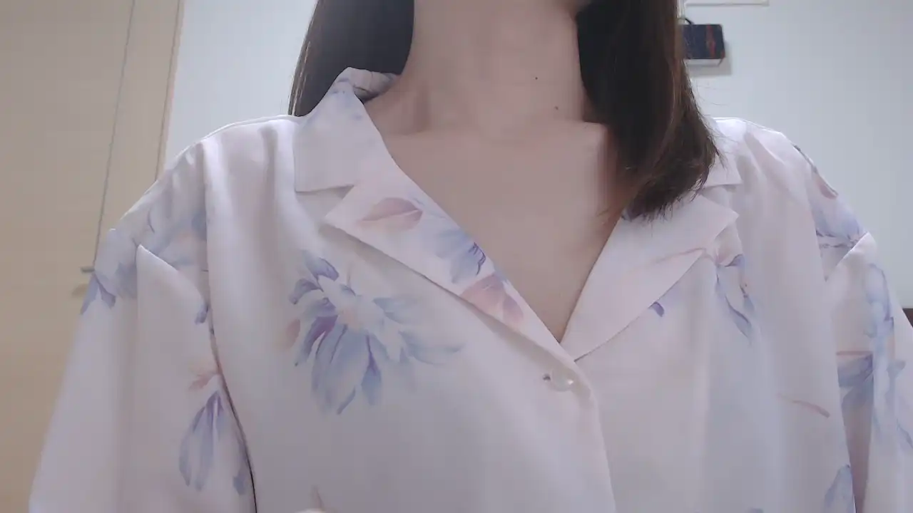 Xxyuzucha – [Sakuralive] Interactive Toy Masturbation College Girl – 2025-02-16 17:21:23