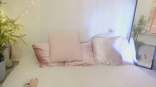 Miss_reinat – [Myfreecams] Art Privat Zapisi New Record Clip – 2025-11-18 09:57:27
