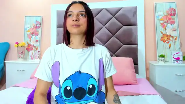 Saarahjones – [Xlovecam] Ticket Show Spy Perfect Body – 2026-02-12 12:13:00