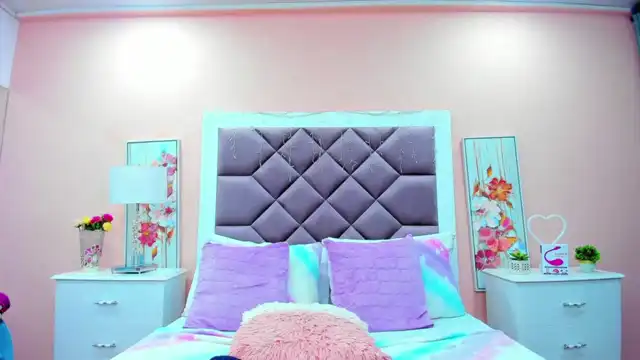 Saarahjones – [Xlovecam] Fantastic Boobs Recording Loves To Masturbated – 2025-10-03 08:47:44