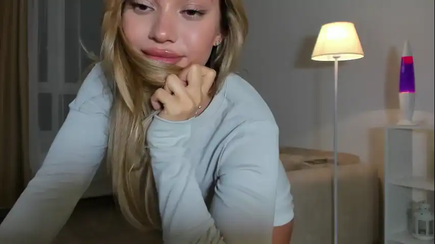 Honeybae3 – [Chaturbate] Beautiful Russian Girl Dick – 2026-03-25 13:33:14