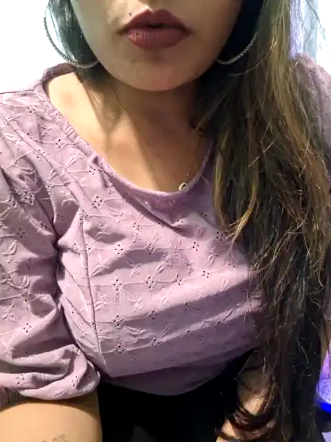 N-natasha – [Stripchat] Twerking Closeup Ass – 2026-01-05 11:58:22